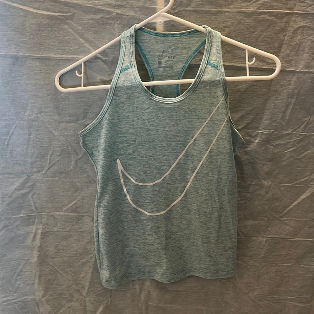 Nike dry fit tank